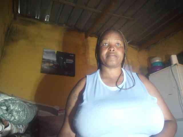 Melonboobs1 Melonboobs1