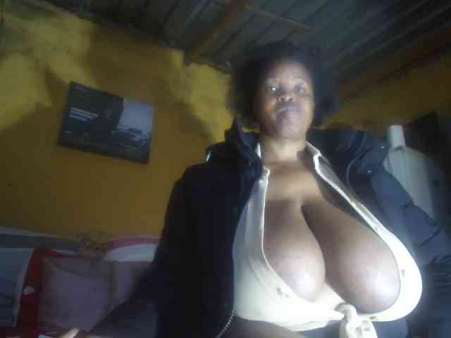 Melonboobs1 webcam