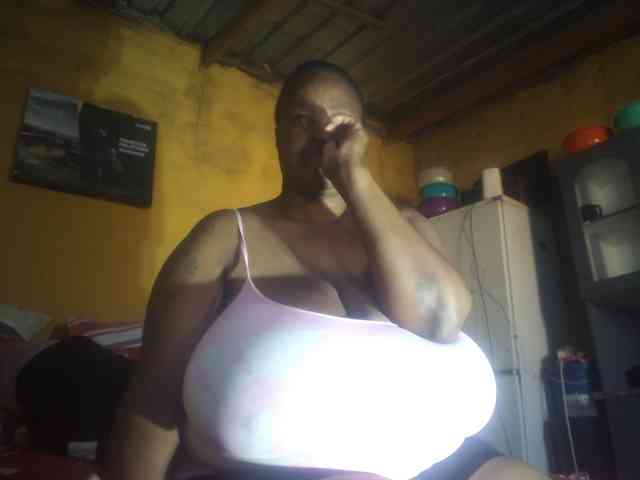 Melonboobs1 webcam
