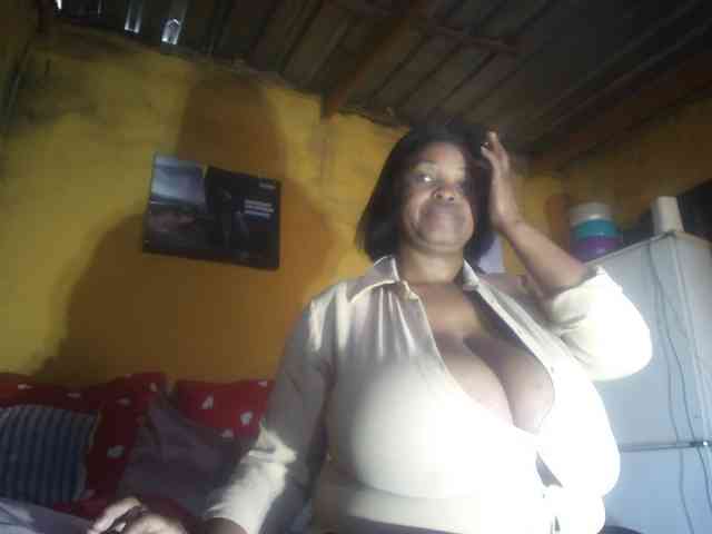 Melonboobs1 webcam