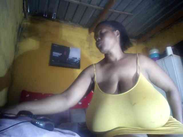 Melonboobs1 webcam