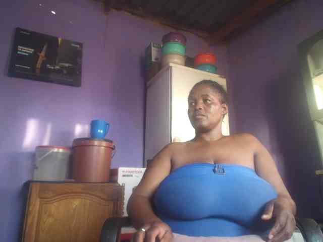 Melonboobs1 Melonboobs1