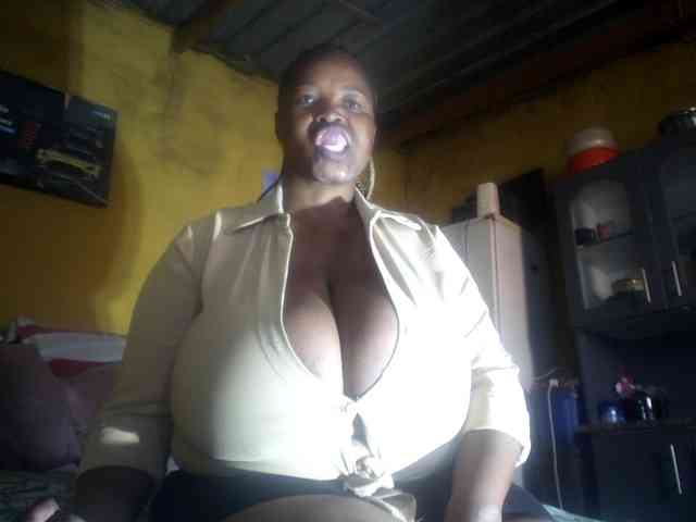 Melonboobs1 webcam