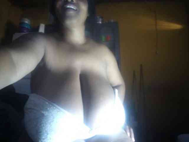 Melonboobs1 webcam