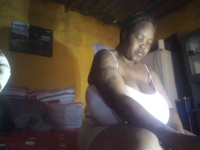 Melonboobs1 webcam