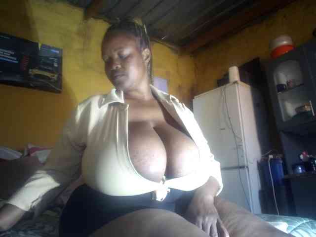 Melonboobs1 webcam