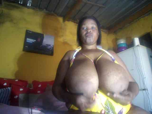 Melonboobs1 webcam