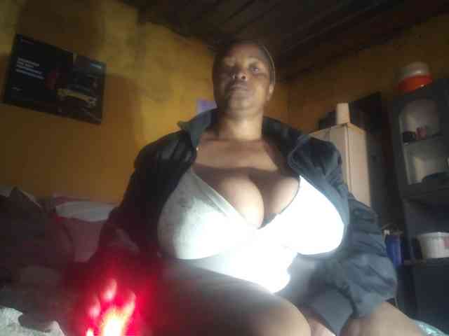 Melonboobs1 webcam