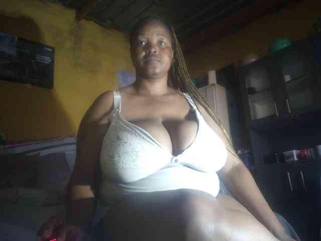 Melonboobs1 webcam