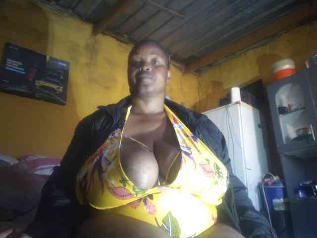 Melonboobs1 webcam