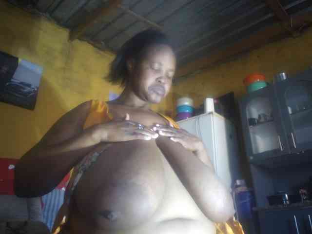 Melonboobs1 webcam