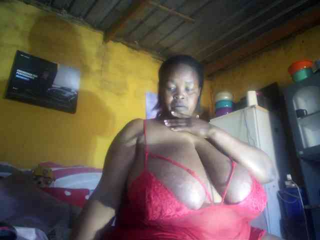 Melonboobs1 webcam