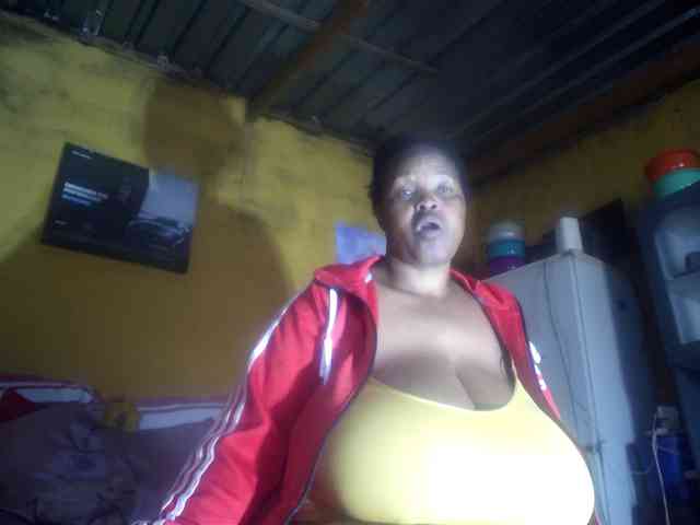 Melonboobs1 webcam