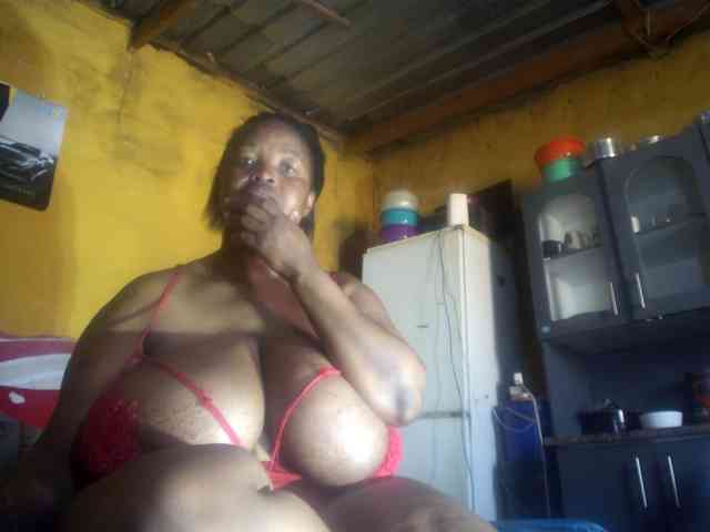 Melonboobs1 webcam