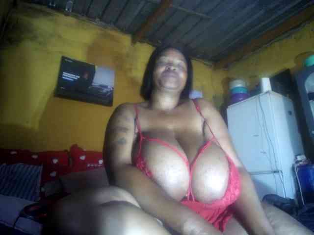 Melonboobs1 webcam