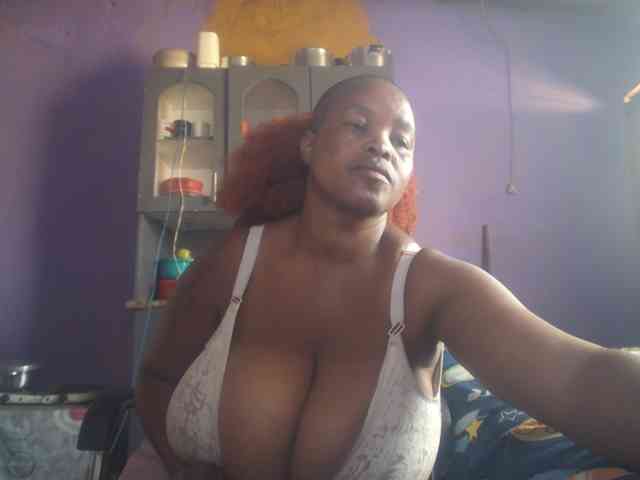 Melonboobs1