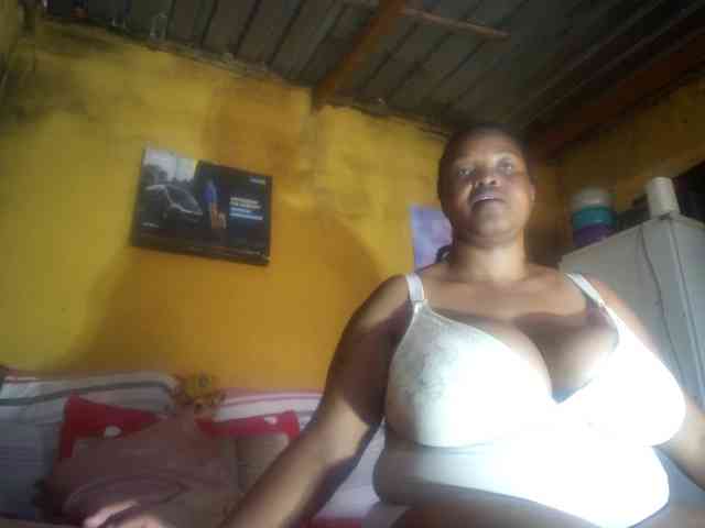 Melonboobs1 webcam