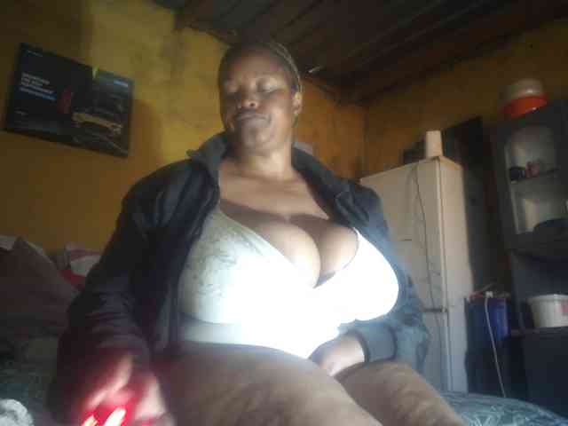 Melonboobs1 webcam