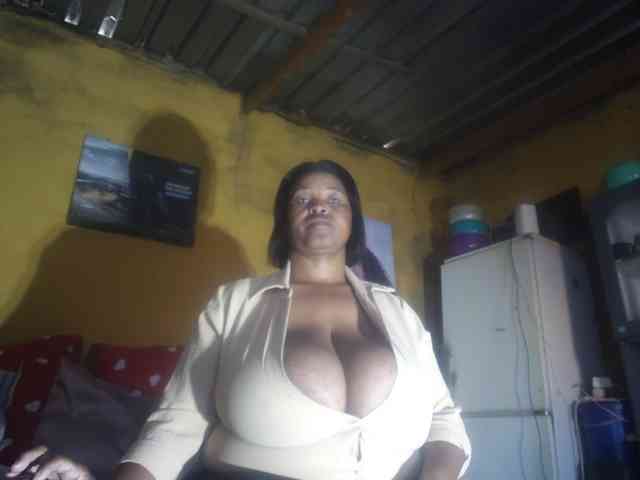 Melonboobs1 webcam