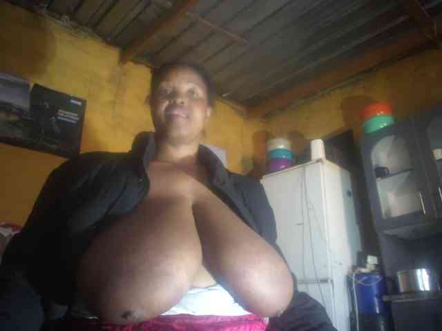 Melonboobs1 webcam