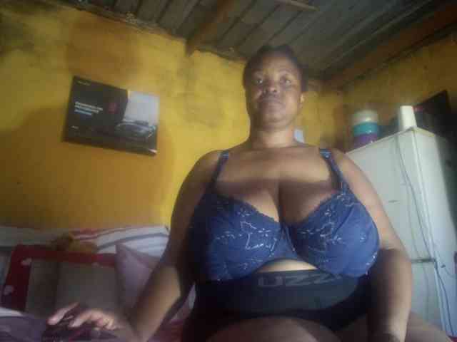 Melonboobs1 webcam