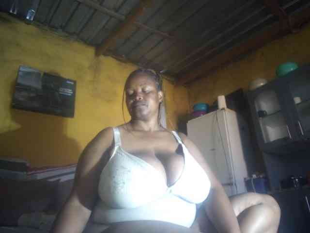 Melonboobs1 webcam