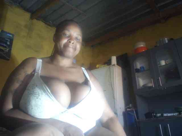 Melonboobs1 Melonboobs1