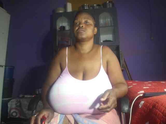 Melonboobs1 webcam