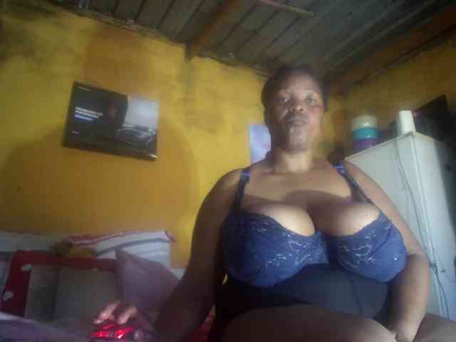 Melonboobs1 webcam