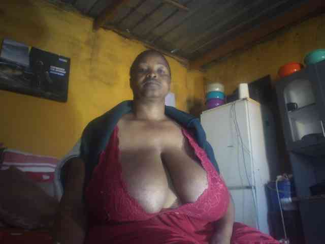 Melonboobs1 webcam