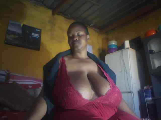 Melonboobs1 webcam