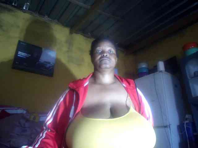 Melonboobs1 webcam