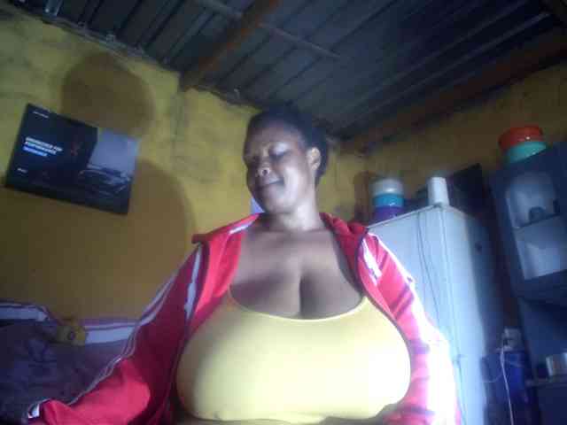 Melonboobs1 webcam