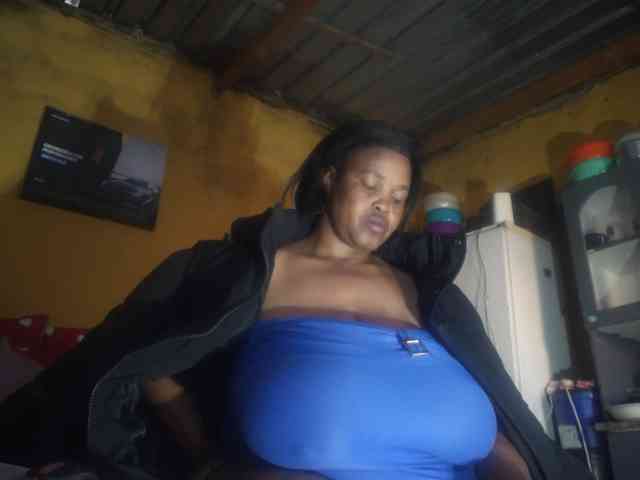 Melonboobs1 webcam