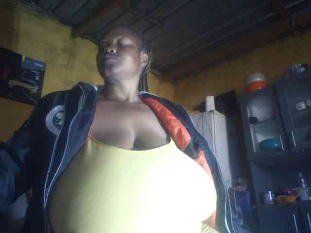 Melonboobs1 webcam