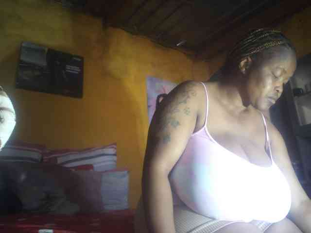 Melonboobs1 webcam