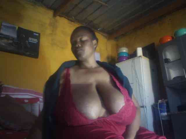 Melonboobs1 webcam