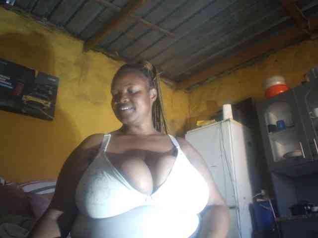 Melonboobs1 webcam