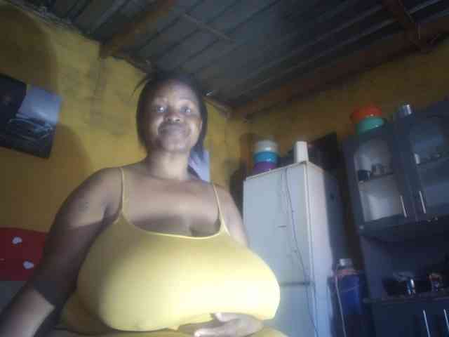 Melonboobs1 webcam