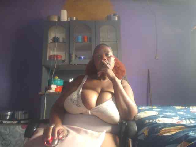 Melonboobs1 webcam