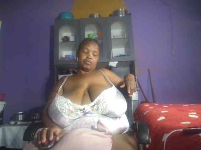 Melonboobs1 webcam