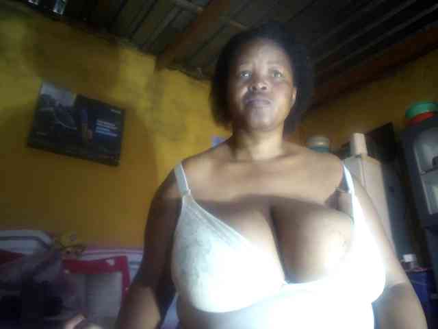 Melonboobs1 webcam