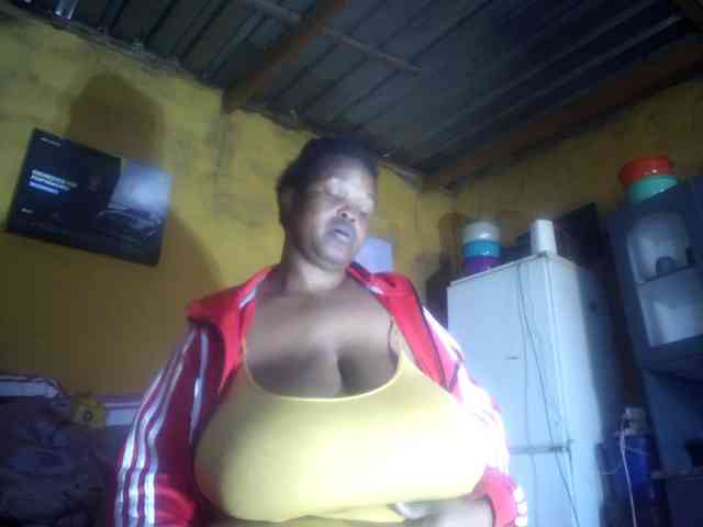 Melonboobs1 Melonboobs1