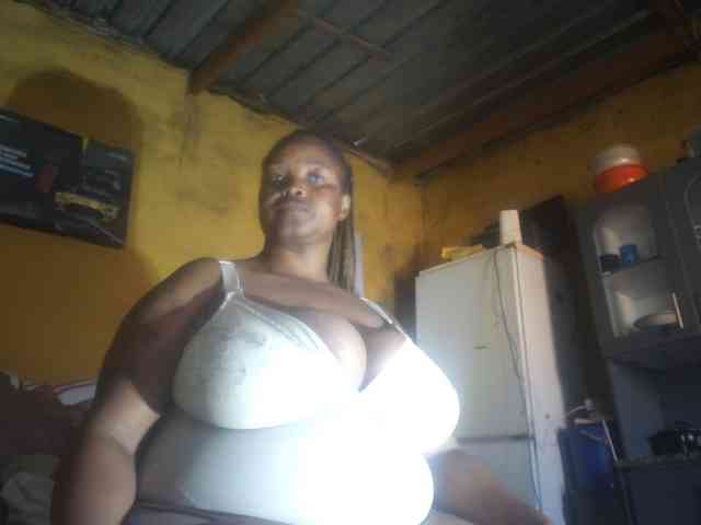 Melonboobs1 webcam