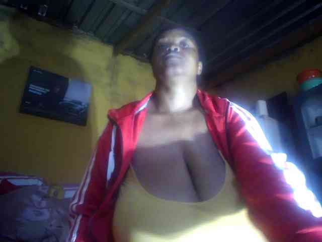 Melonboobs1 webcam