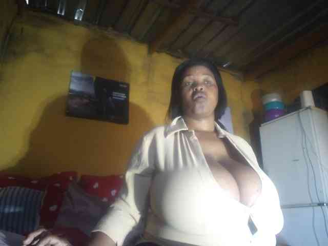 Melonboobs1 webcam