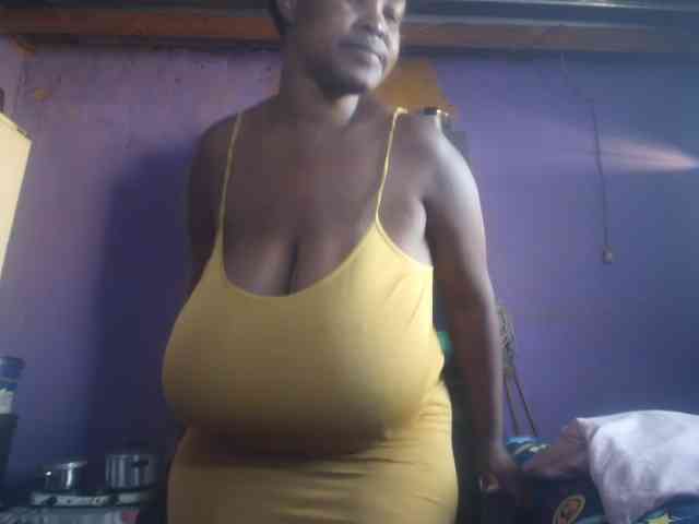 Melonboobs1 webcam