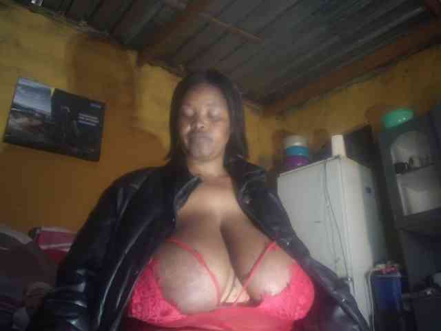 Melonboobs1 webcam