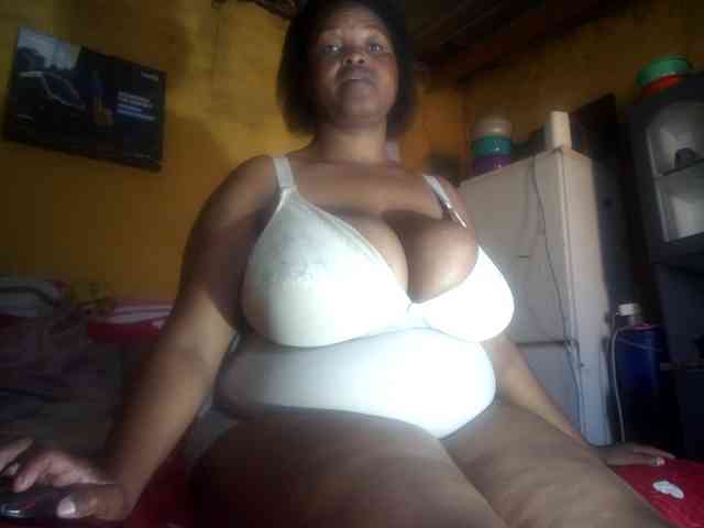 Melonboobs1 webcam
