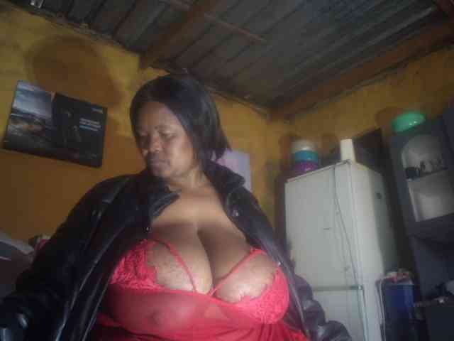 Melonboobs1 webcam